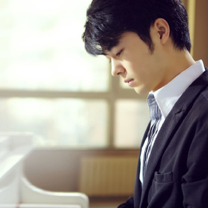 偷拍精偷拍亚洲精品成人三区
